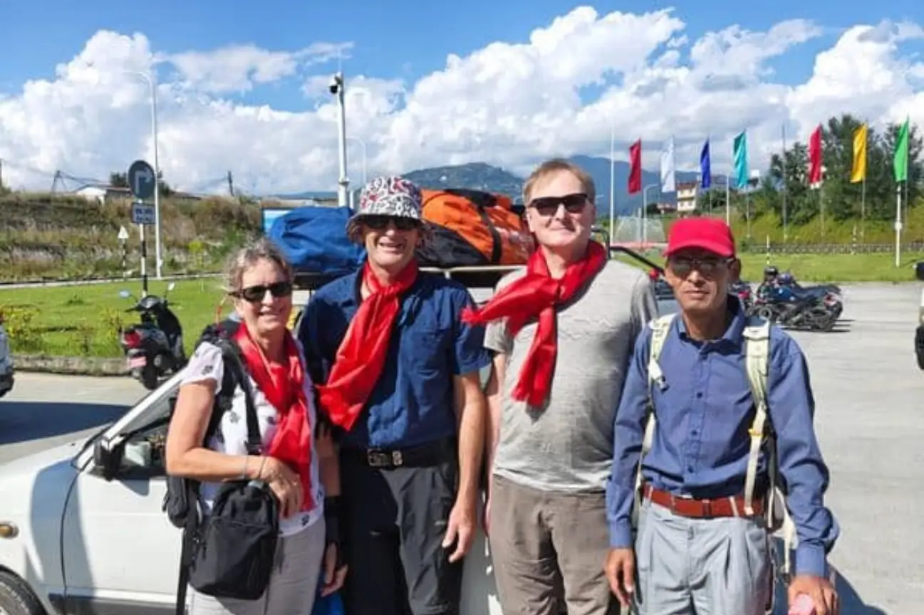 treks-to-suit-every-adventure-level-experienced-trekking-crew